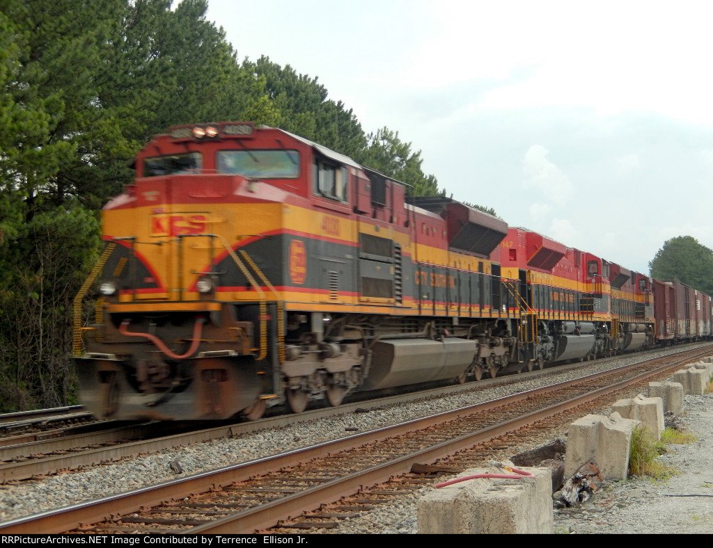 Maxed out NS 153 with a Trio of KCS Belle SD70ACes